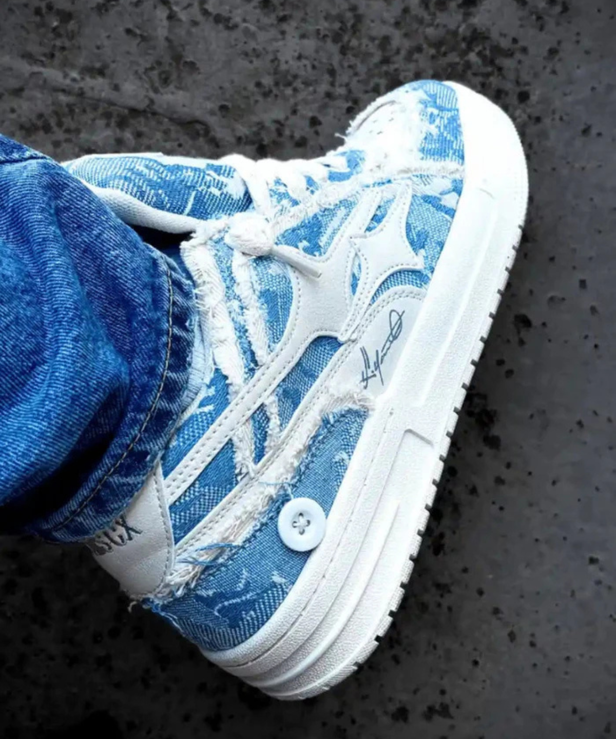 BLUE STAR - SNEAKERSY