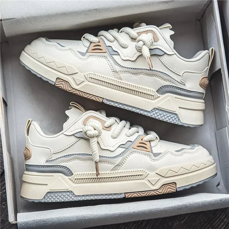 Famino Sneaker