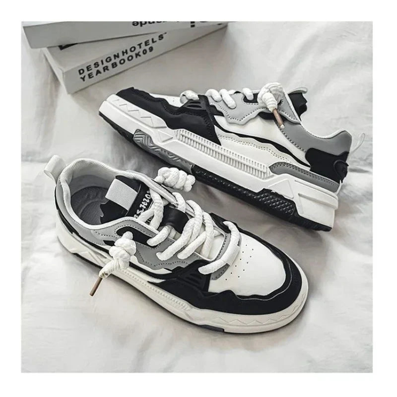 Famino Sneaker