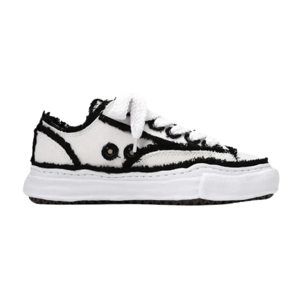 Cold Sneaker