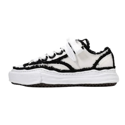 Cold Sneaker