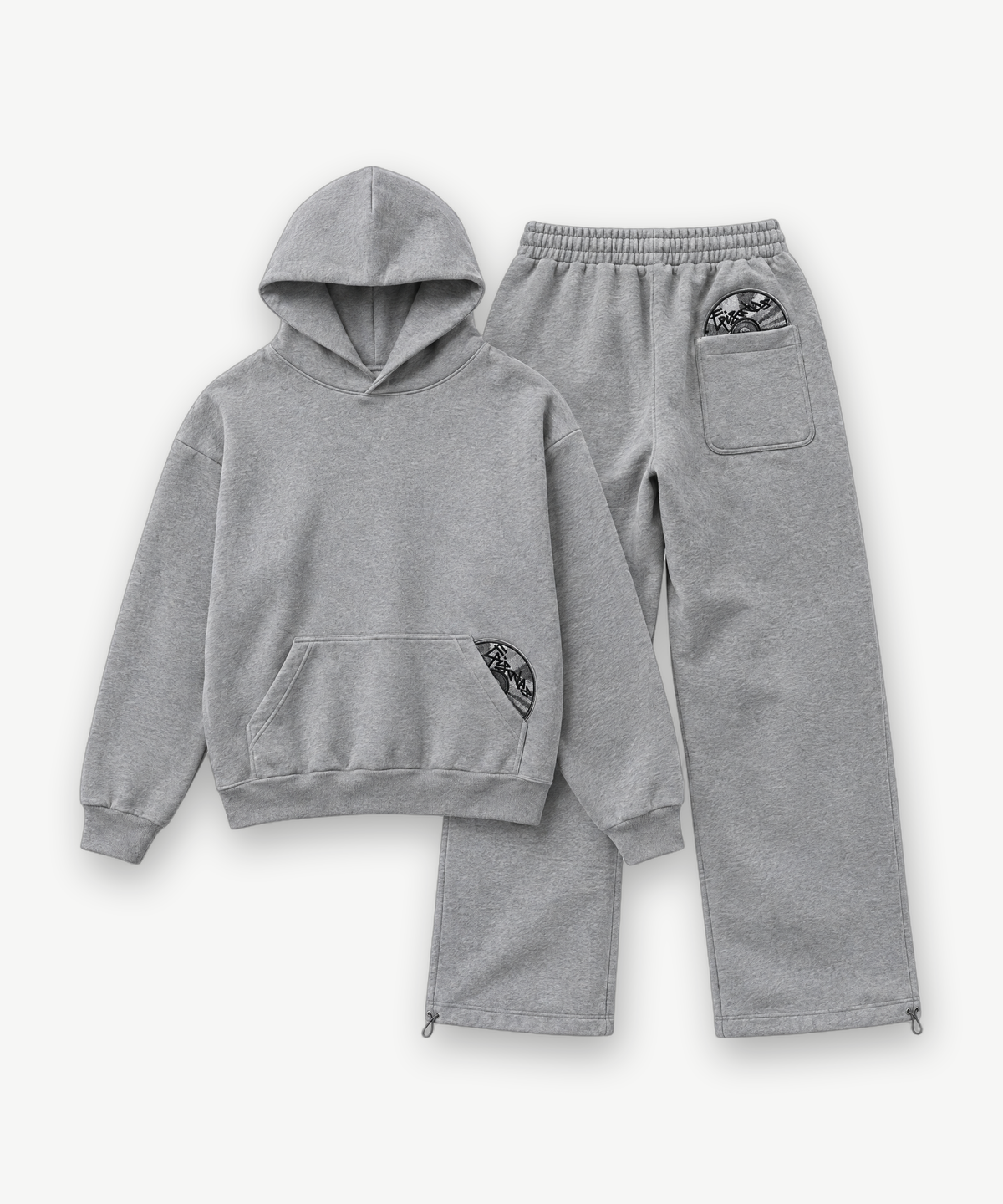 ECHO - TRACKSUIT in Grau, Hoodie und Jogger als Set freigestellt